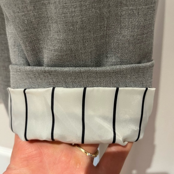 🩶Gap Tailored Blazer🩶 - Picture 5 of 6